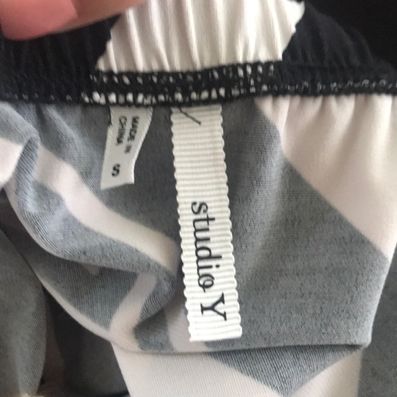 Semi-Formal Dress - Picture 4 of 4